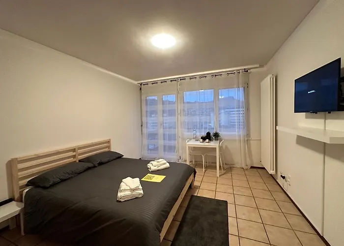 I-Pop Apartments